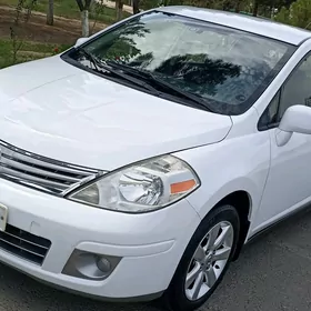 Nissan Versa 2010