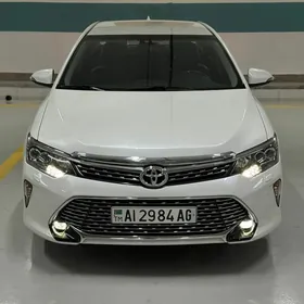 Toyota Camry 2017