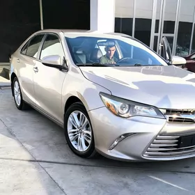 Toyota Camry 2017