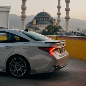 Toyota Avalon 2021