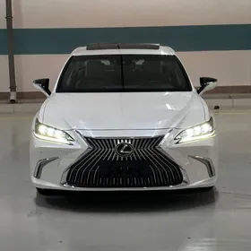 Lexus ES 350 2019