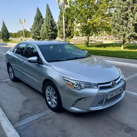 Toyota Camry 2016