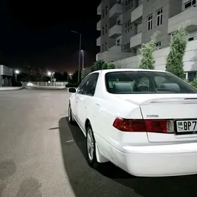 Toyota Camry 2000