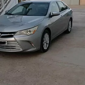 Toyota Camry 2017