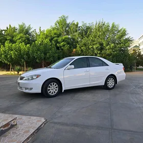 Toyota Camry 2004