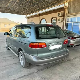 Toyota Sienna 2000