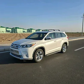 Toyota Highlander 2019