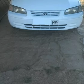 Toyota Camry 1999