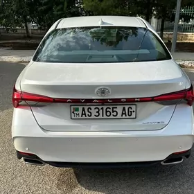 Toyota Avalon 2019