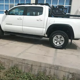 Toyota Tacoma 2019