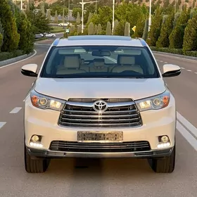 Toyota Highlander 2015