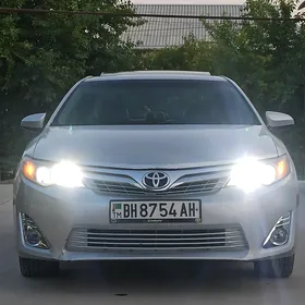 Toyota Camry 2013