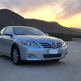 Toyota Camry 2010