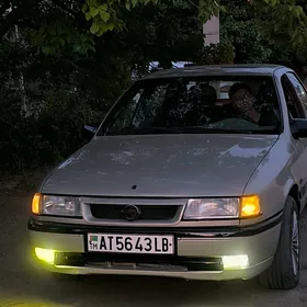 Opel Vectra 1992