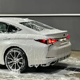 Lexus ES 350 2019