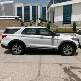 Ford Explorer 2020