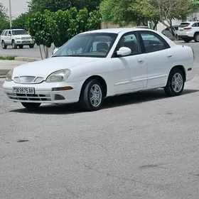 Daewoo Nubira 2000