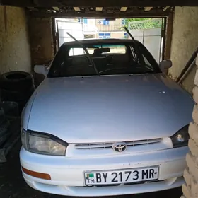 Toyota Camry 1993