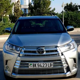 Toyota Highlander 2018