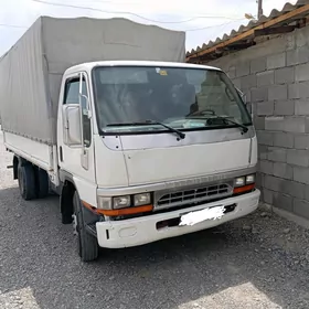 Mitsubishi Canter 2003