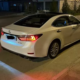 Lexus ES 350 2016