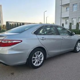 Toyota Camry 2017