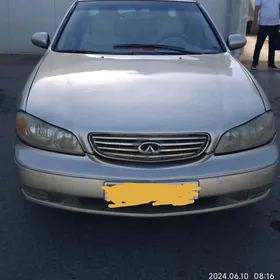 Infiniti I30 2000