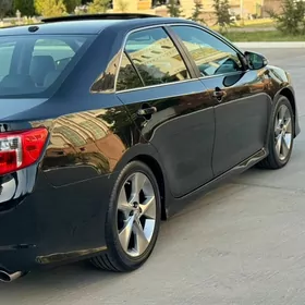 Toyota Camry 2011