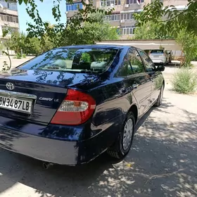 Toyota Camry 2004