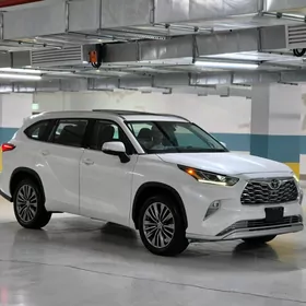 Toyota Highlander 2020