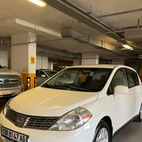 Nissan Versa 2010