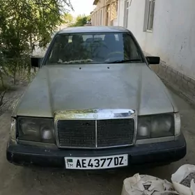 Mercedes-Benz 230E 1989