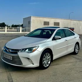 Toyota Camry 2017