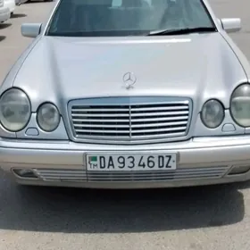 Mercedes-Benz C43 AMG 1998