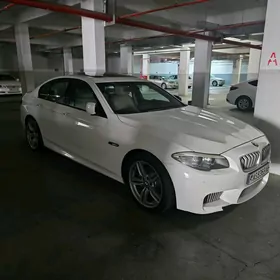 BMW F10 M5 2010