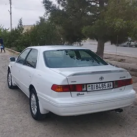 Toyota Camry 2000