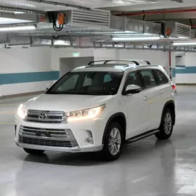 Toyota Highlander 2018