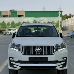 Toyota Land Cruiser Prado 2023