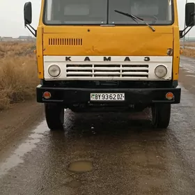 Kamaz 5320 1990