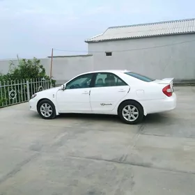 Toyota Camry 2004