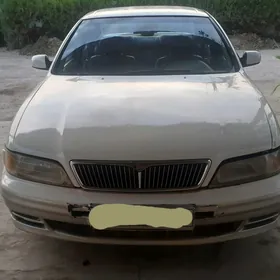 Nissan Cefiro 1998