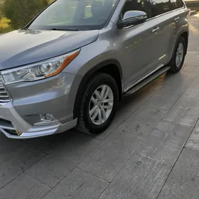 Toyota Highlander 2014