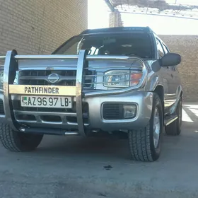 Nissan Pathfinder 2003