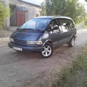 Toyota Previa 1993