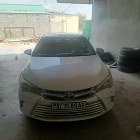 Toyota Camry 2016