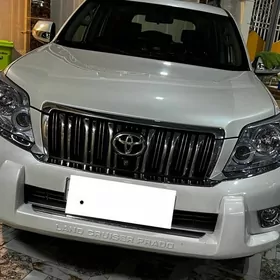 Toyota Land Cruiser Prado 2013