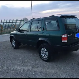 Nissan Pathfinder 1997