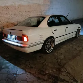 BMW 545 1993