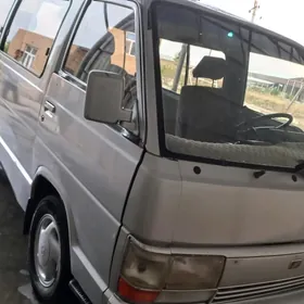 Toyota Hiace 1989