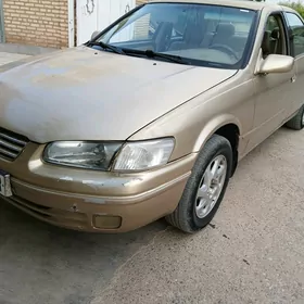 Toyota Camry 1998